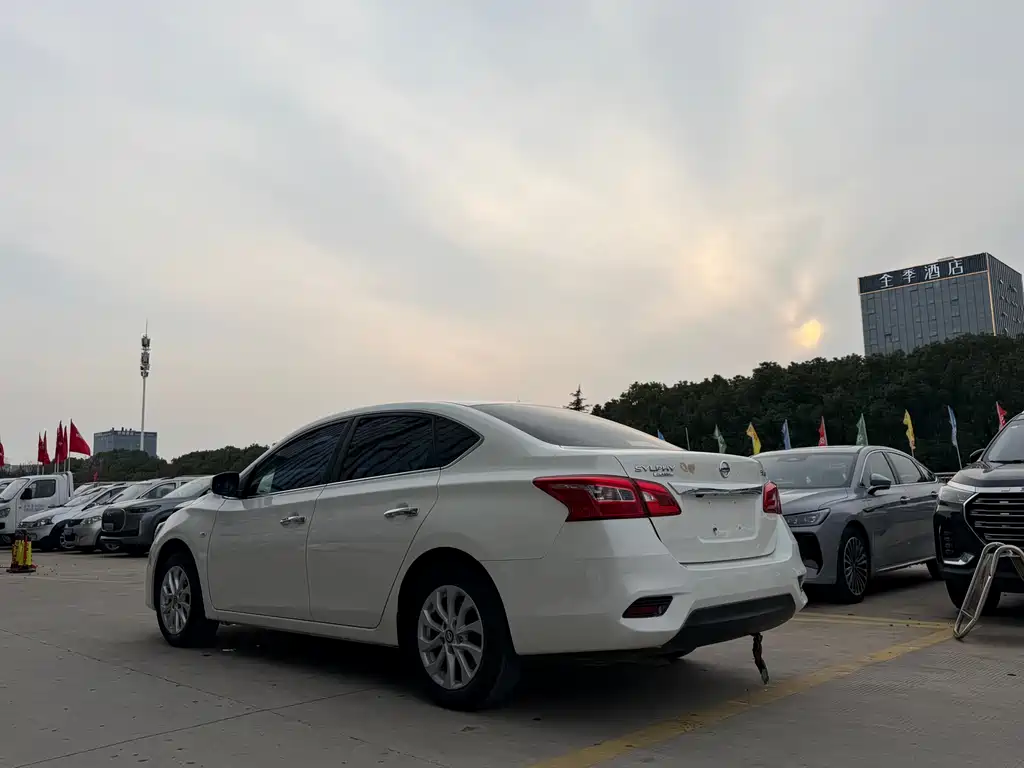 Sylphy 2021 Classic 1.6XL CVT Deluxe Edition купить на сайте DeffCars