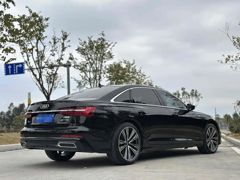 Audi A6L 2021 45 TFSI Premium Elegant Model купить на сайте DeffCars