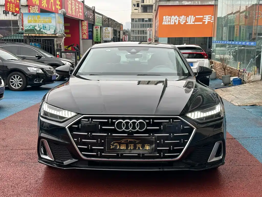 Audi A7L 2024 45TFSI S-line Dream Building Liquid Crystal Package купить на сайте DeffCars