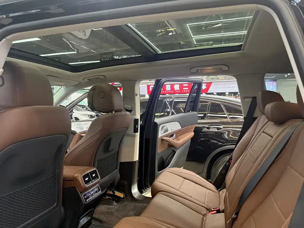 Mercedes-Benz GLS 2025 GLS 450 4MATIC Dynamic купить на сайте DeffCars