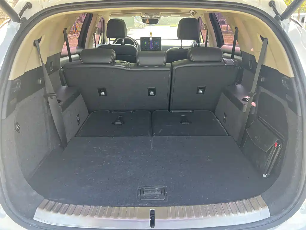 Tang 2018 2.0T automatic intelligent connected premium type 7 seats National V купить на сайте DeffCars