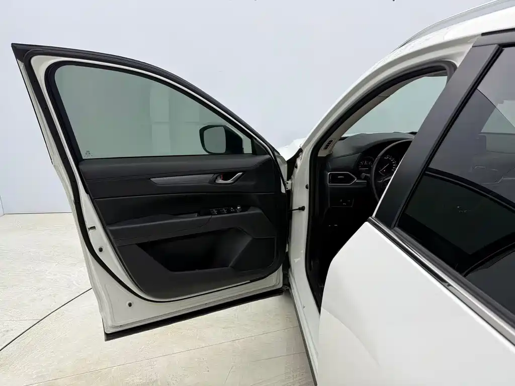 Mazda CX-5 2021 2.0L automatic two-wheel drive smart model купить на сайте DeffCars
