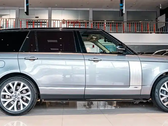 Range Rover 2021 3.0 L6 Legend Extended Classic Edition купить на сайте DeffCars
