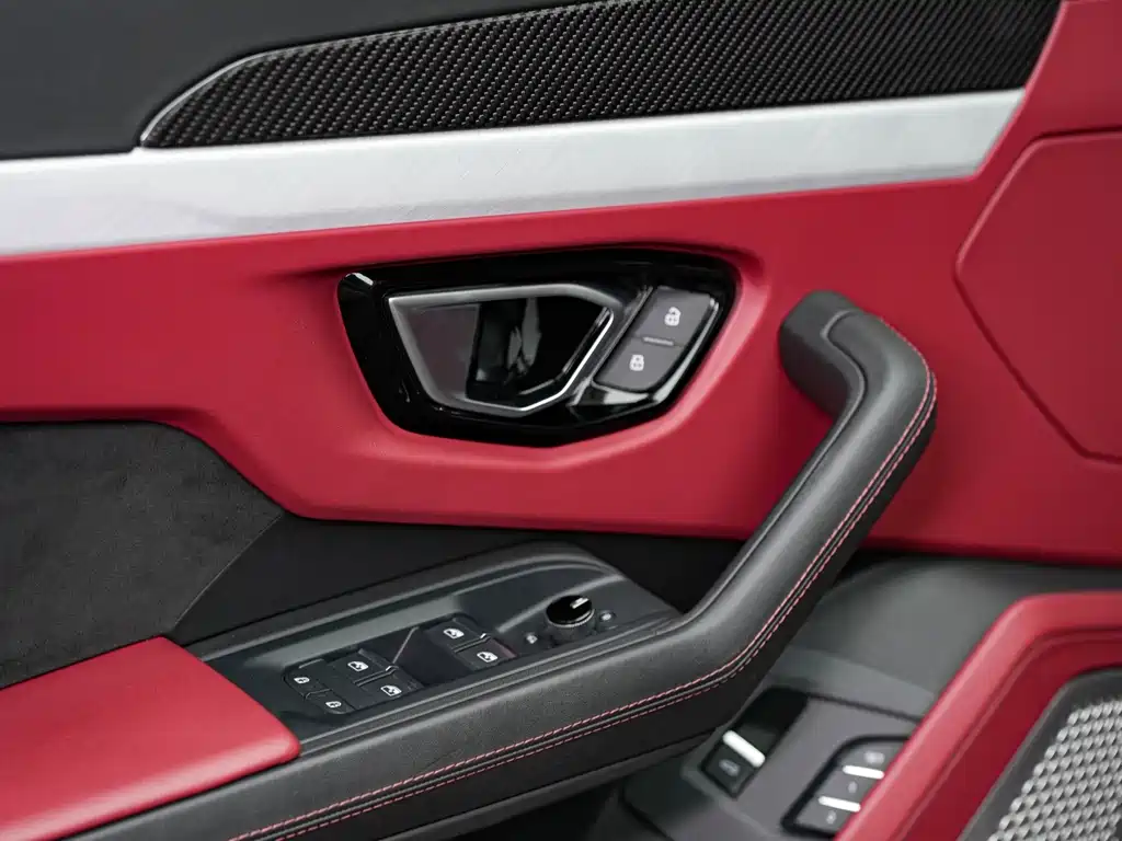 Urus 2021 4.0T V8 купить на сайте DeffCars