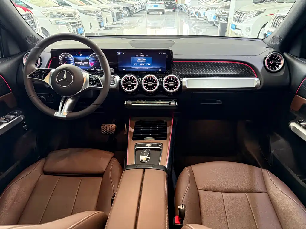 Mercedes-Benz GLB 2025 GLB 220 Dynamic купить на сайте DeffCars