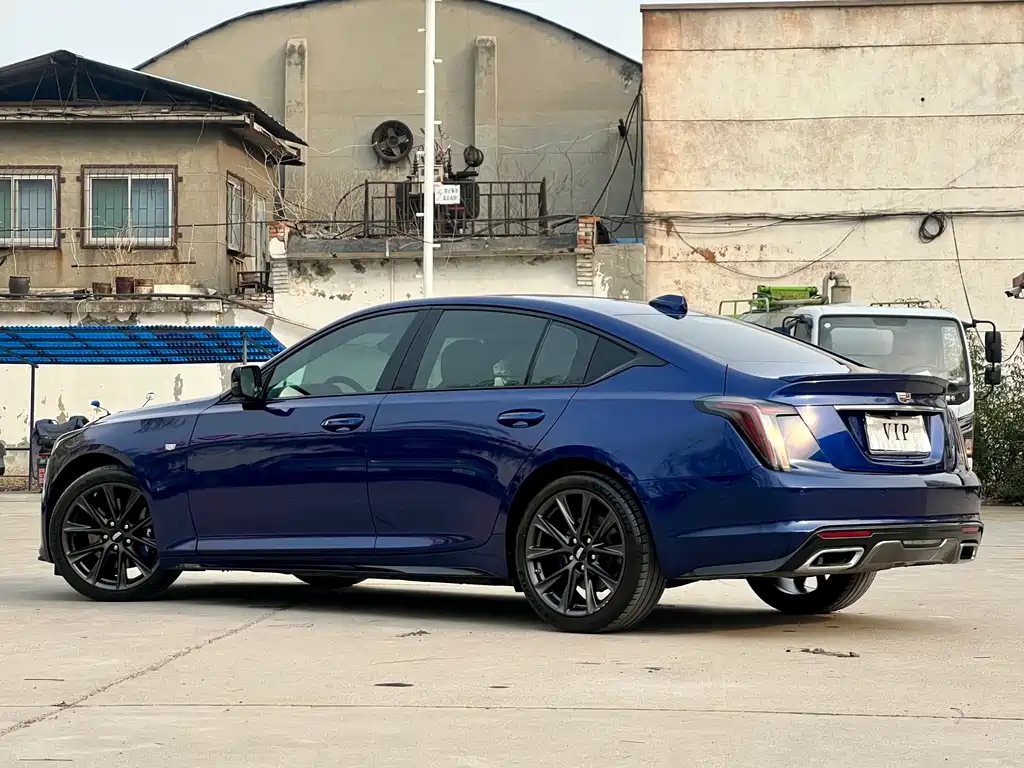 Cadillac CT5 2023 28T Platinum Type купить на сайте DeffCars
