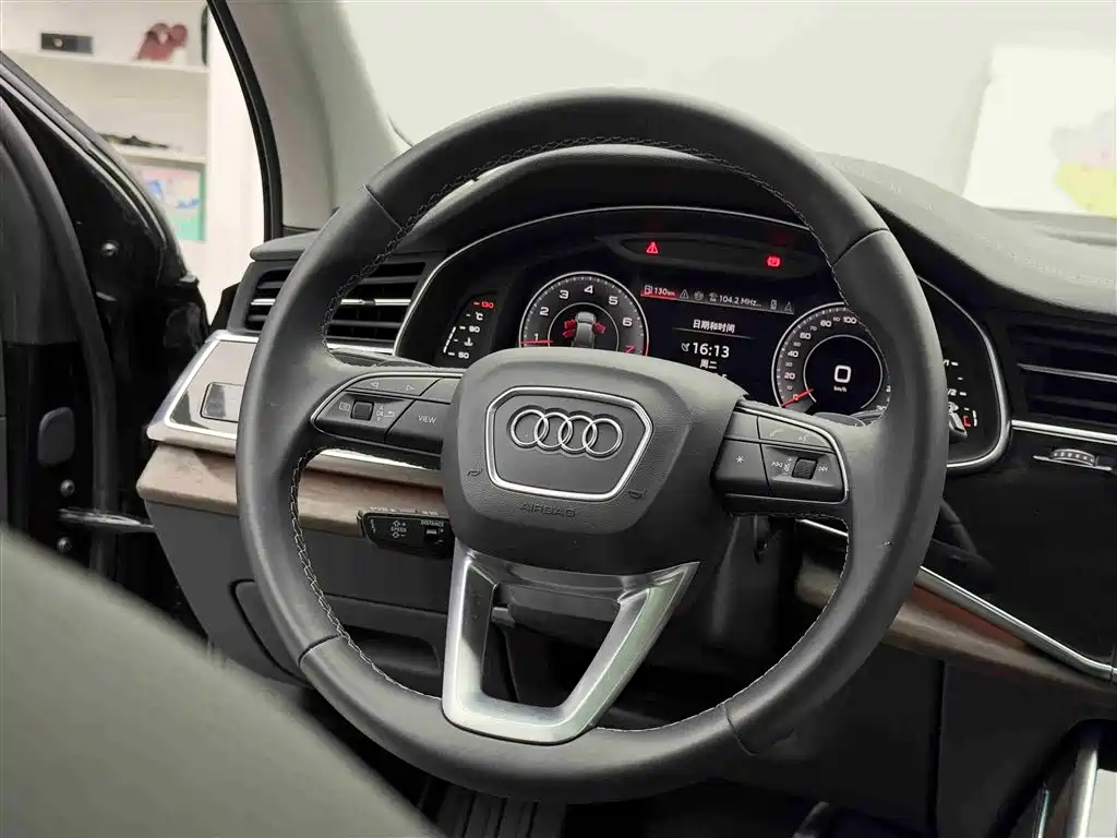 Audi Q7 2024 45 TFSI quattro S line Black Warrior купить на сайте DeffCars