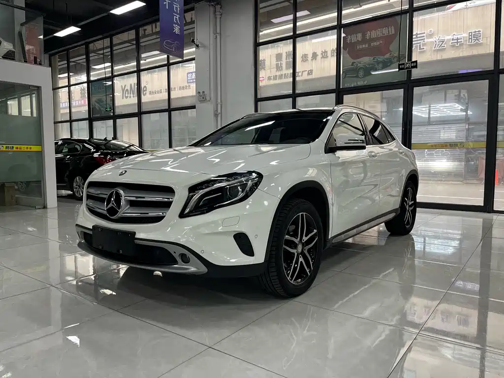 Mercedes-Benz GLA 2016 GLA 220 4MATIC Fashion Model купить на сайте DeffCars