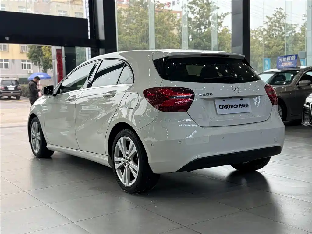 Mercedes-Benz A-Class (imported) 2017 facelift A 200 dynamic type купить на сайте DeffCars