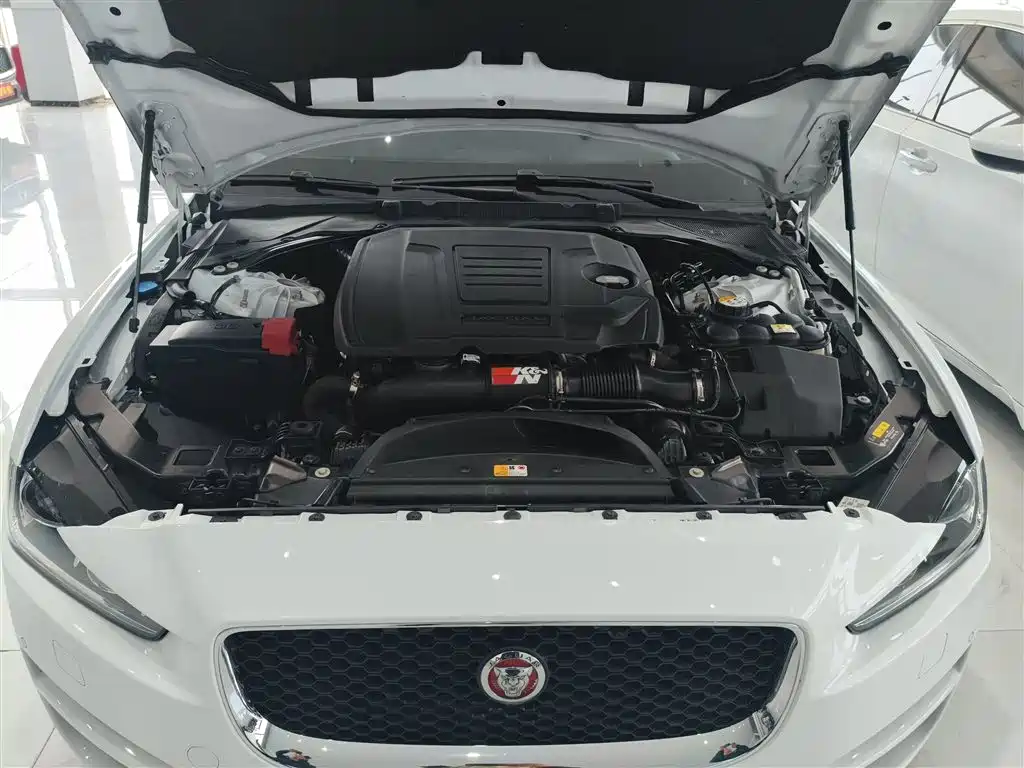 Jaguar XEL 2019 2.0T 200PS Exclusive Edition купить на сайте DeffCars