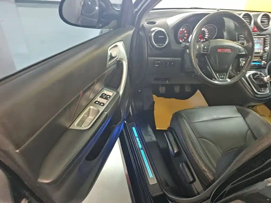 Haval H6 2015 upgraded version 1.5T manual two-wheel drive elite type купить на сайте DeffCars