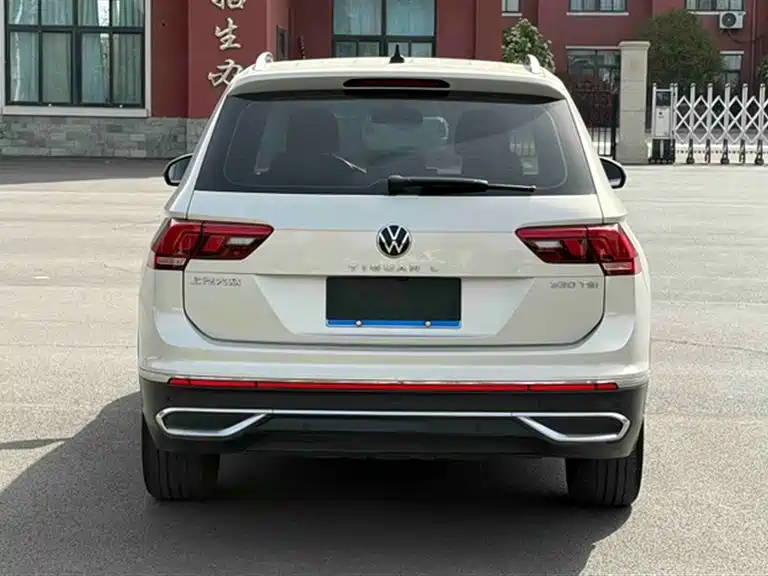 Tiguan L 2022 330TSI automatic two-wheel drive smart version купить на сайте DeffCars