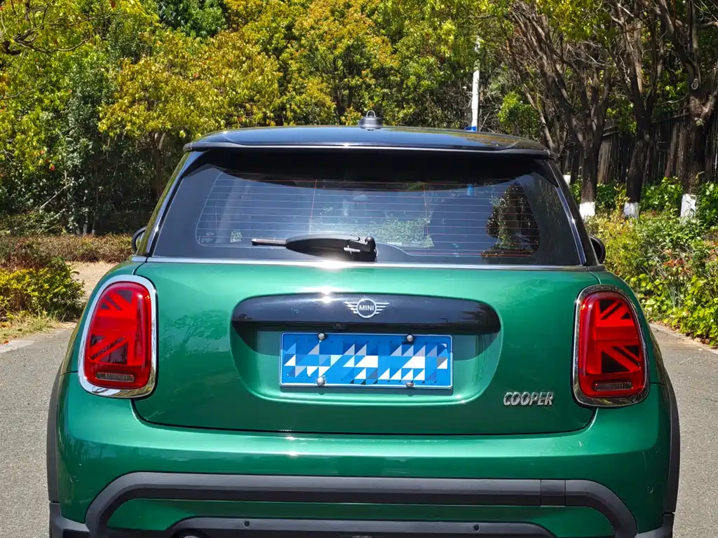 MINI 2022 facelift 1.5T COOPER artist купить на сайте DeffCars