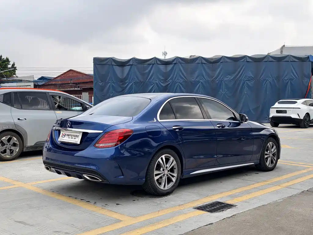 Mercedes-Benz C-Class 2016 C 200 L Sports купить на сайте DeffCars
