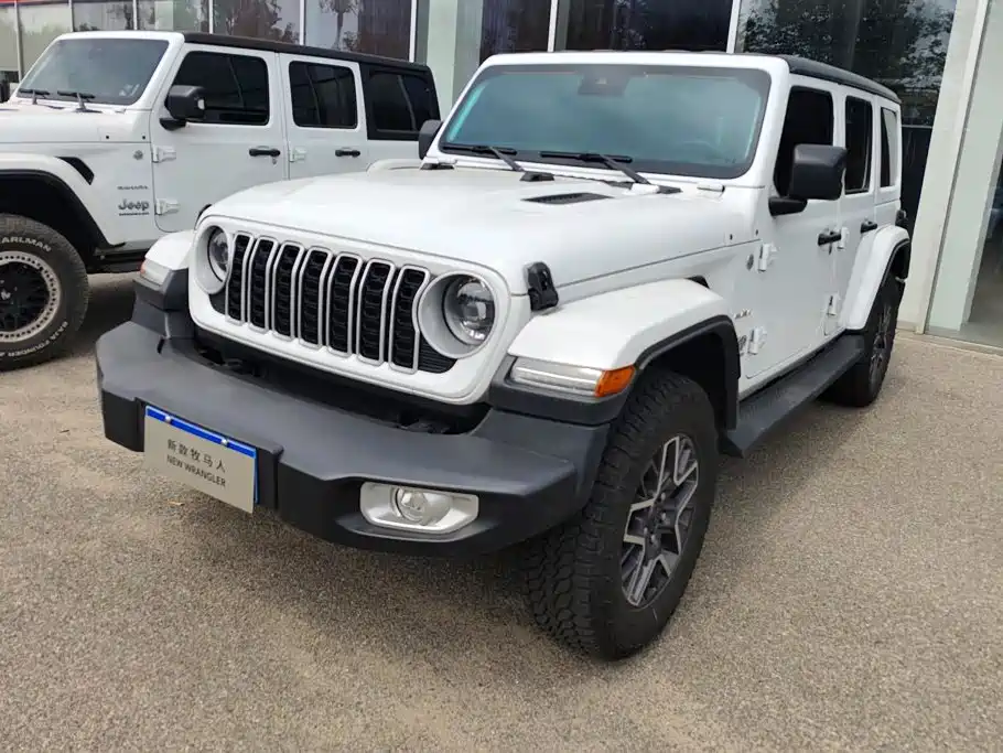 Wrangler 2024 2.0T Sahara four-door version купить на сайте DeffCars