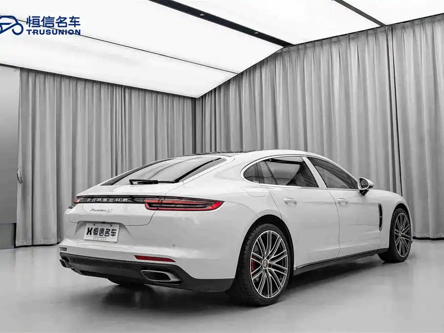 Panamera 2019 Panamera Executive Extended Edition 2.9T купить на сайте DeffCars