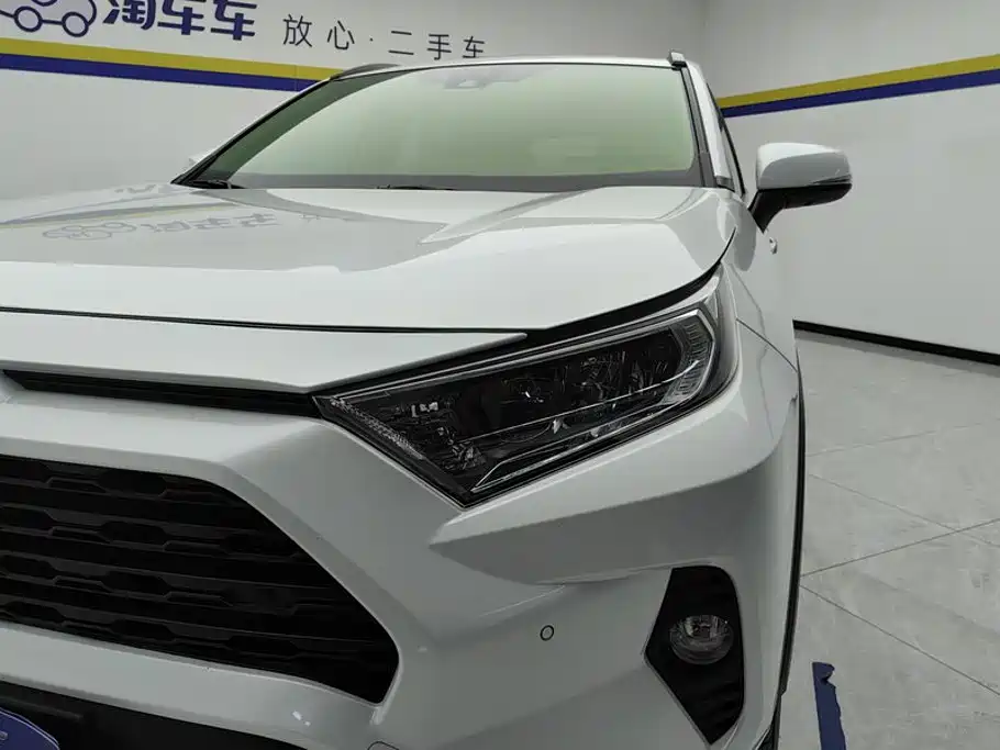 RAV4 Rongfang 2022 2.0L CVT two-wheel drive fashion Plus version купить на сайте DeffCars