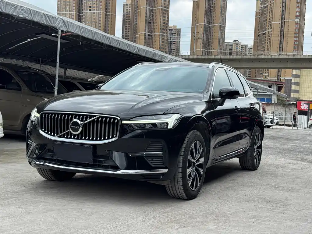 Volvo XC60 2023 B5 four-wheel drive Zhiyi Luxury Edition купить на сайте DeffCars