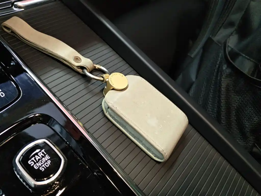 Volvo S60 2023 B4 Zhiyi Luxury Edition купить на сайте DeffCars