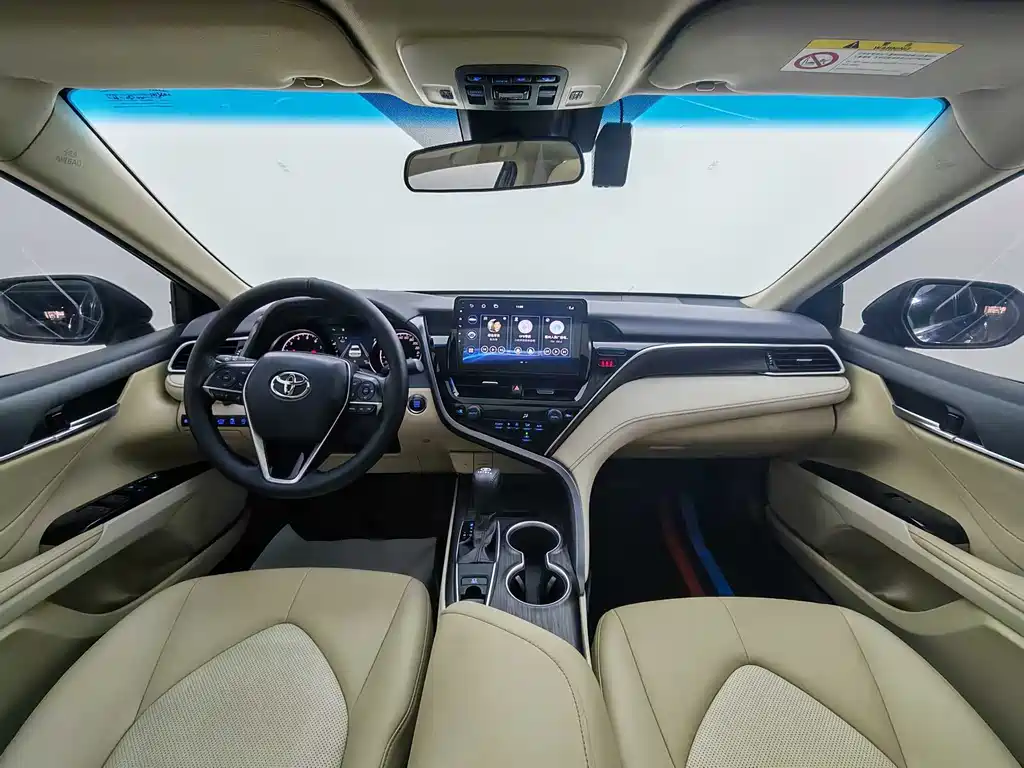 Camry 2021 2.0G Deluxe Edition купить на сайте DeffCars