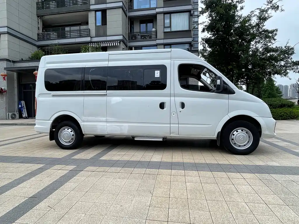 Xintu V80 2018 2.5T 6-speed manual Shangjie long axis mid-top 14/15/16 seats купить на сайте DeffCars