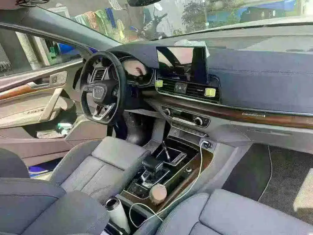 Audi Q5L 2021 40 TFSI luxury and dynamic model купить на сайте DeffCars