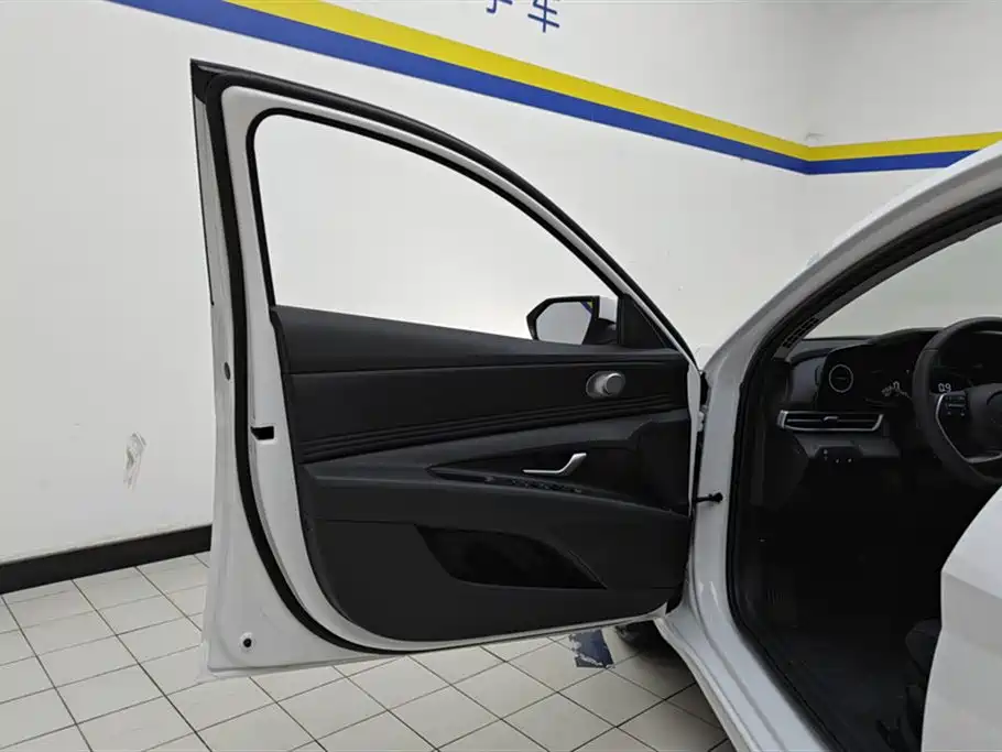 Elantra 2023 1.5L CVT GLX Elite Edition купить на сайте DeffCars