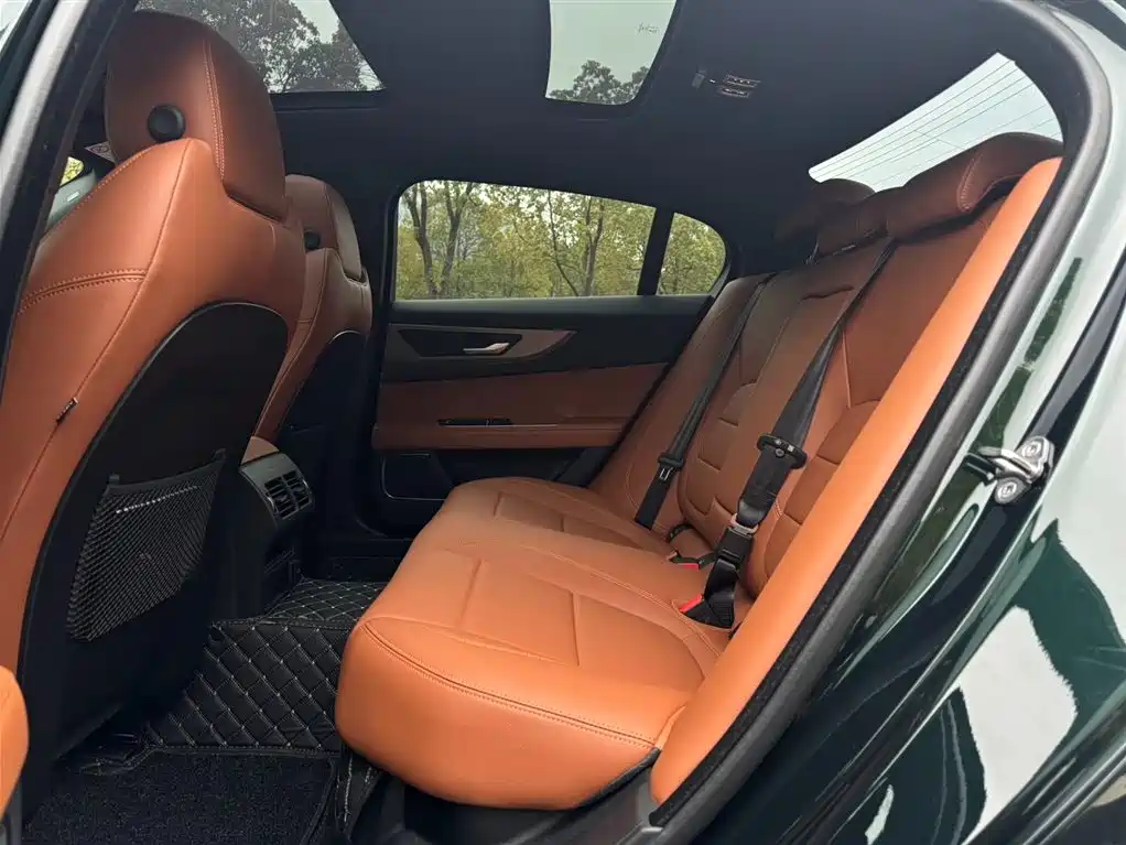 Jaguar XEL 2023 2.0T 250PS R-DYNAMIC S Advanced Sports Edition купить на сайте DeffCars