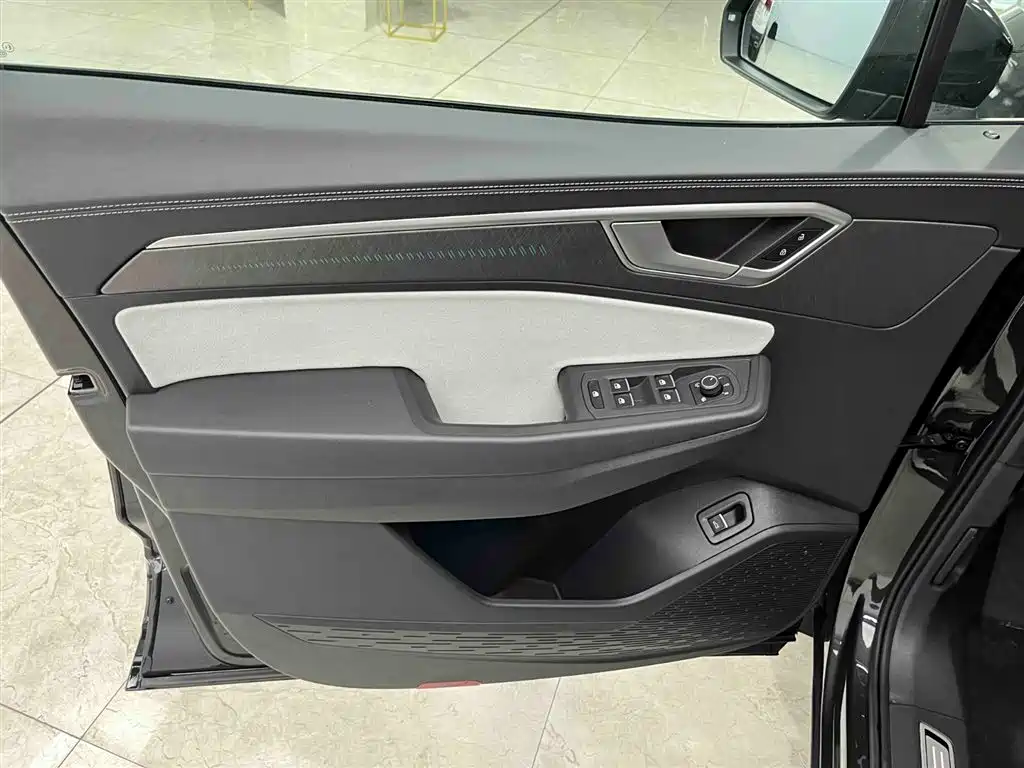 Lanjing 2026 450TSI four-wheel drive flagship 6 seats купить на сайте DeffCars