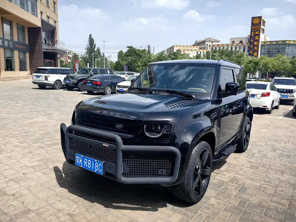 Land Rover Defender 2023 90 2.0T P300 SE купить на сайте DeffCars