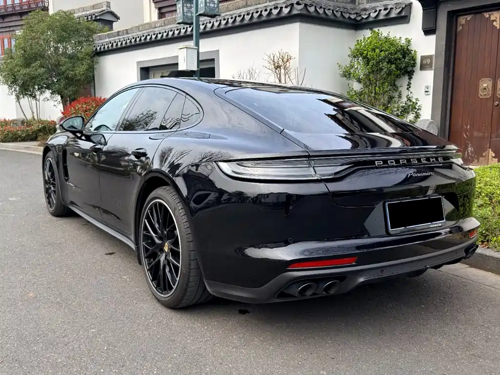 Panamera 2023 Panamera 2.9T Platinum Edition купить на сайте DeffCars