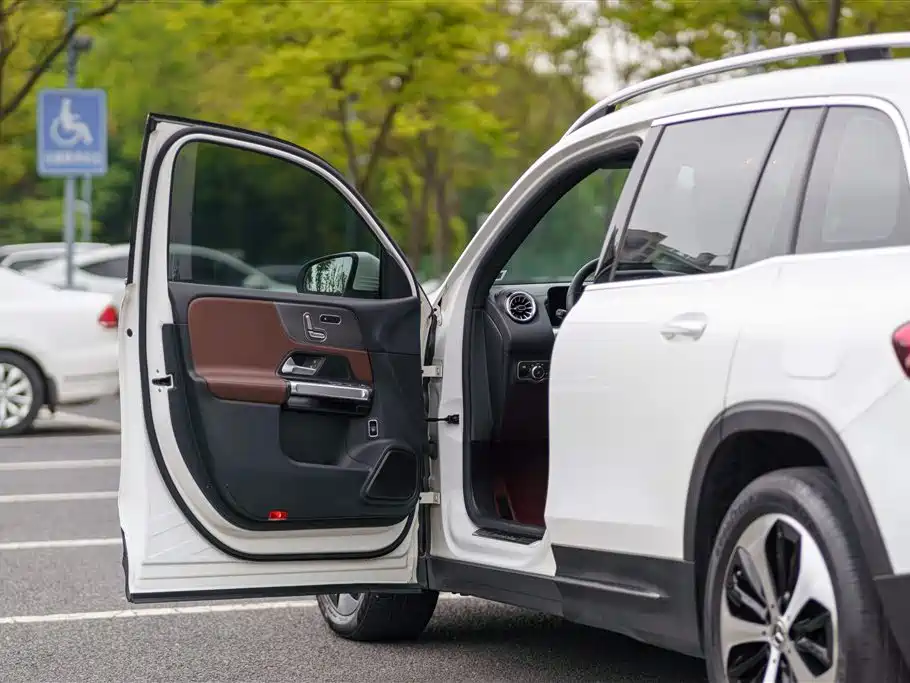 Mercedes-Benz GLB 2021 GLB 200 Fashion Model купить на сайте DeffCars