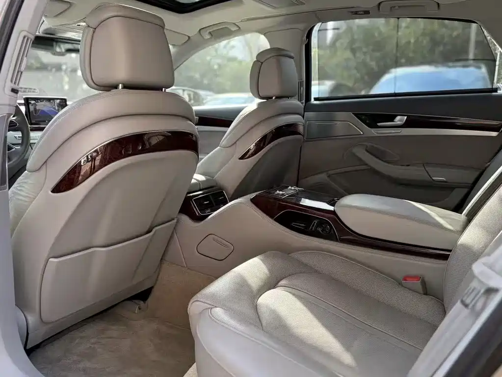 Audi A8 2012 A8L 45 TFSI quattro luxury model купить на сайте DeffCars