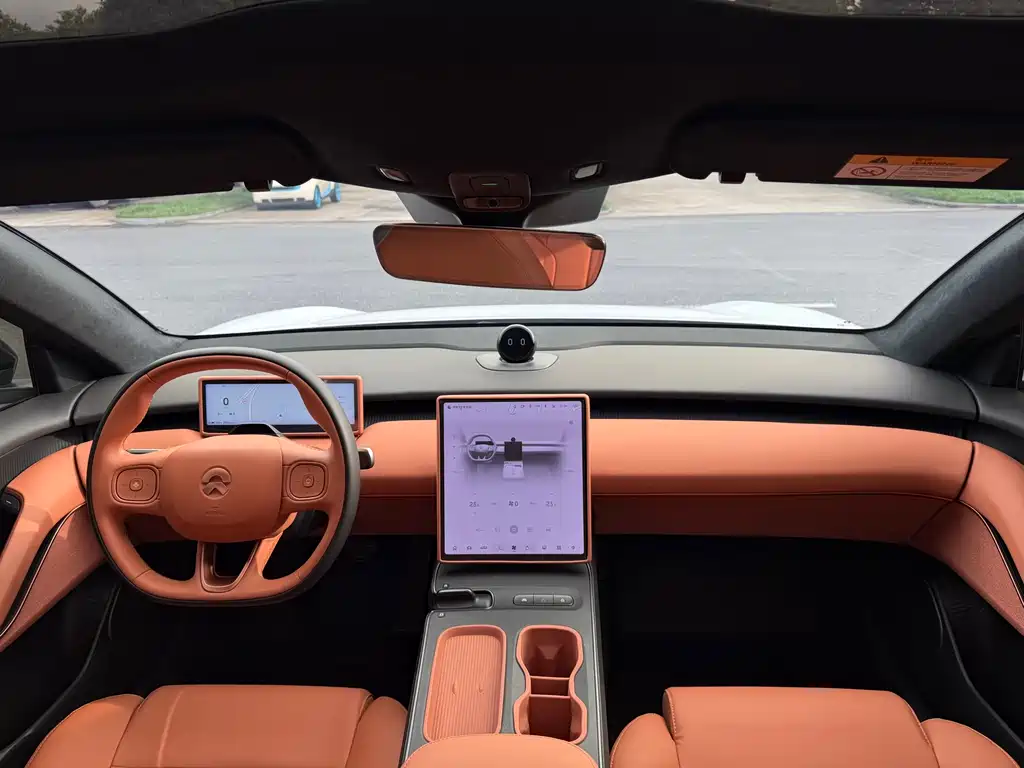 NIO ET5T 2023 75kWh Touring купить на сайте DeffCars