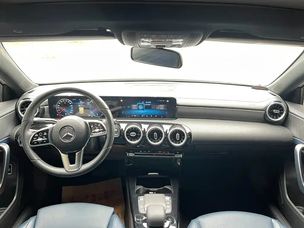 Mercedes-Benz A-Class 2022 facelift A 180 L sports sedan купить на сайте DeffCars