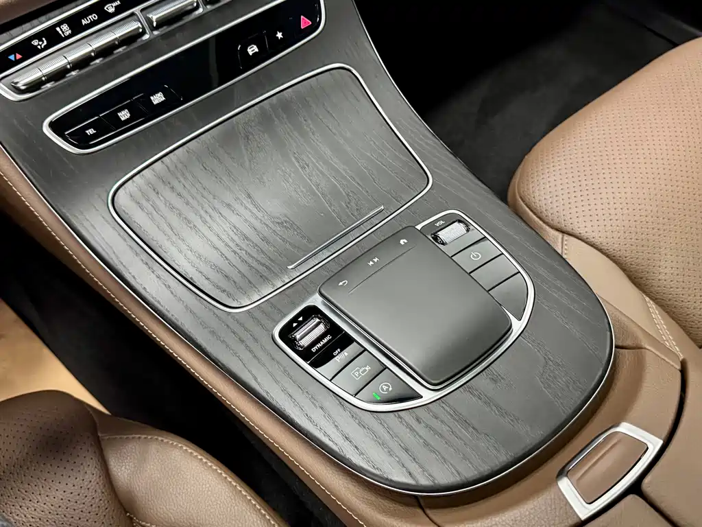 Mercedes-Benz E-Class 2023 facelift E 300 L sporty and stylish купить на сайте DeffCars