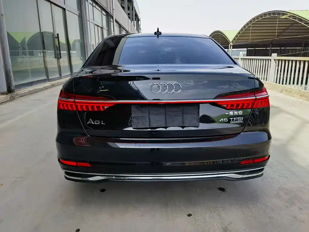Audi A6L 2023 45 TFSI quattro premium dynamic model купить на сайте DeffCars