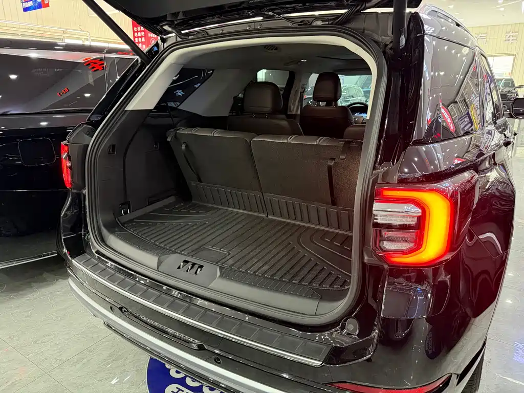 Explorer 2024 2.3T EcoBoost four-wheel drive titanium version 6 seats купить на сайте DeffCars