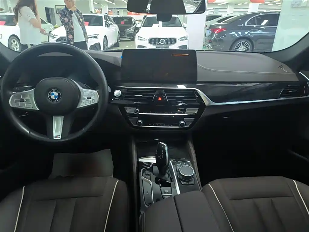 BMW 5 Series 2022 facelift 2 525Li M sports package купить на сайте DeffCars