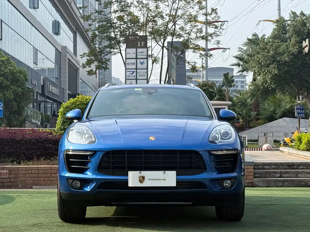 Macan 2017 Macan 2.0T купить на сайте DeffCars