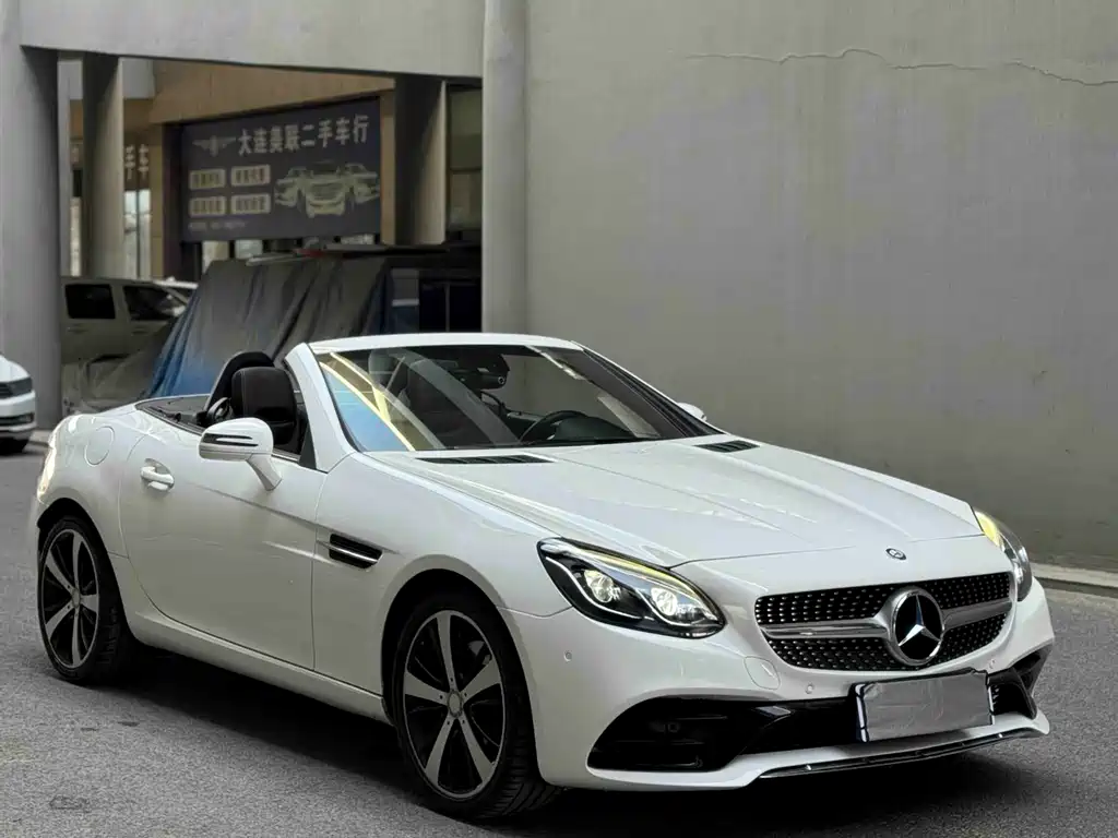 Mercedes-Benz SLC 2016 SLC 200 Fashion Model купить на сайте DeffCars