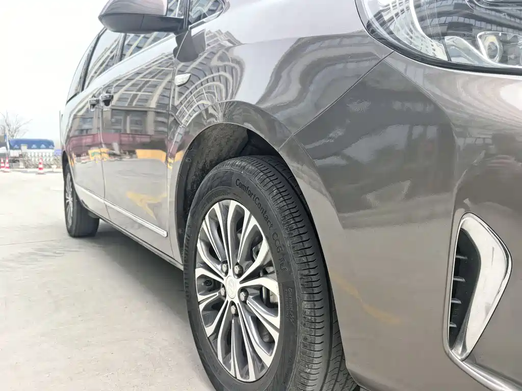 Buick GL8 2020 Land Business Class 652T Luxury купить на сайте DeffCars