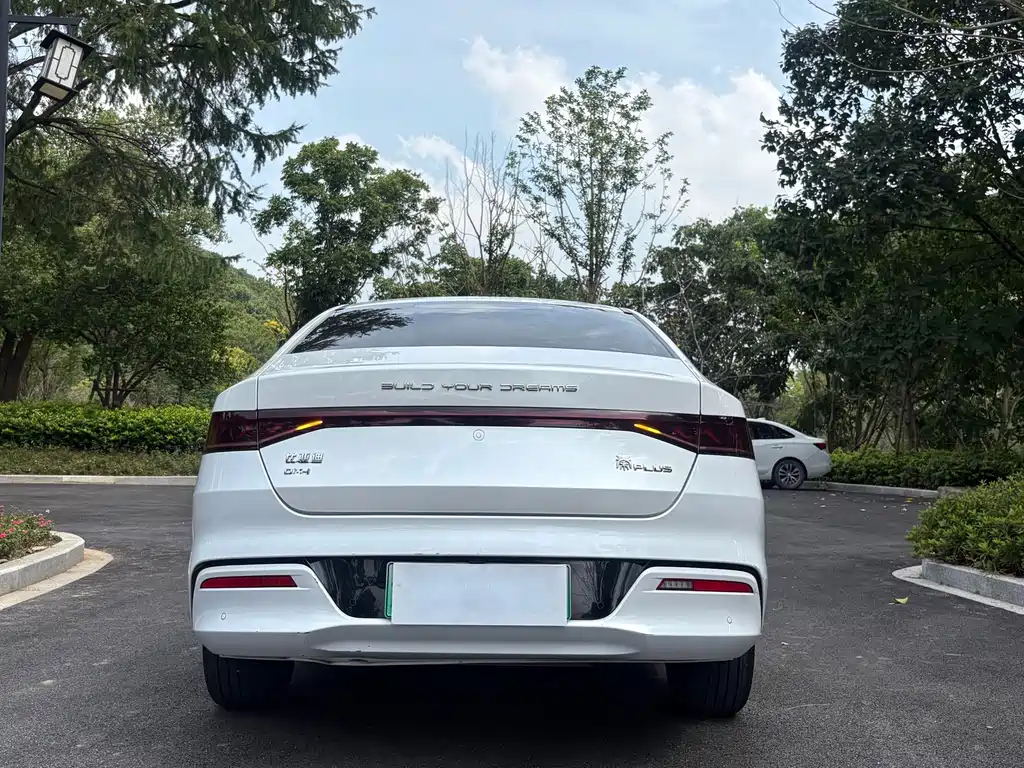 Qin PLUS 2021 DM-i 55KM Premium Model купить на сайте DeffCars