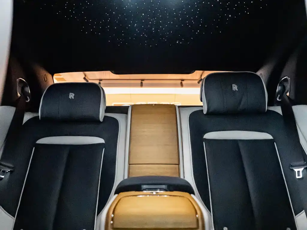 Ghost 2021 6.7T long wheelbase version купить на сайте DeffCars