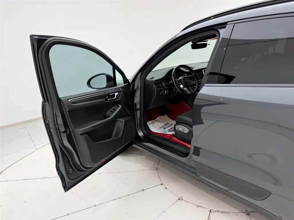 Macan 2020 Macan 2.0T купить на сайте DeffCars