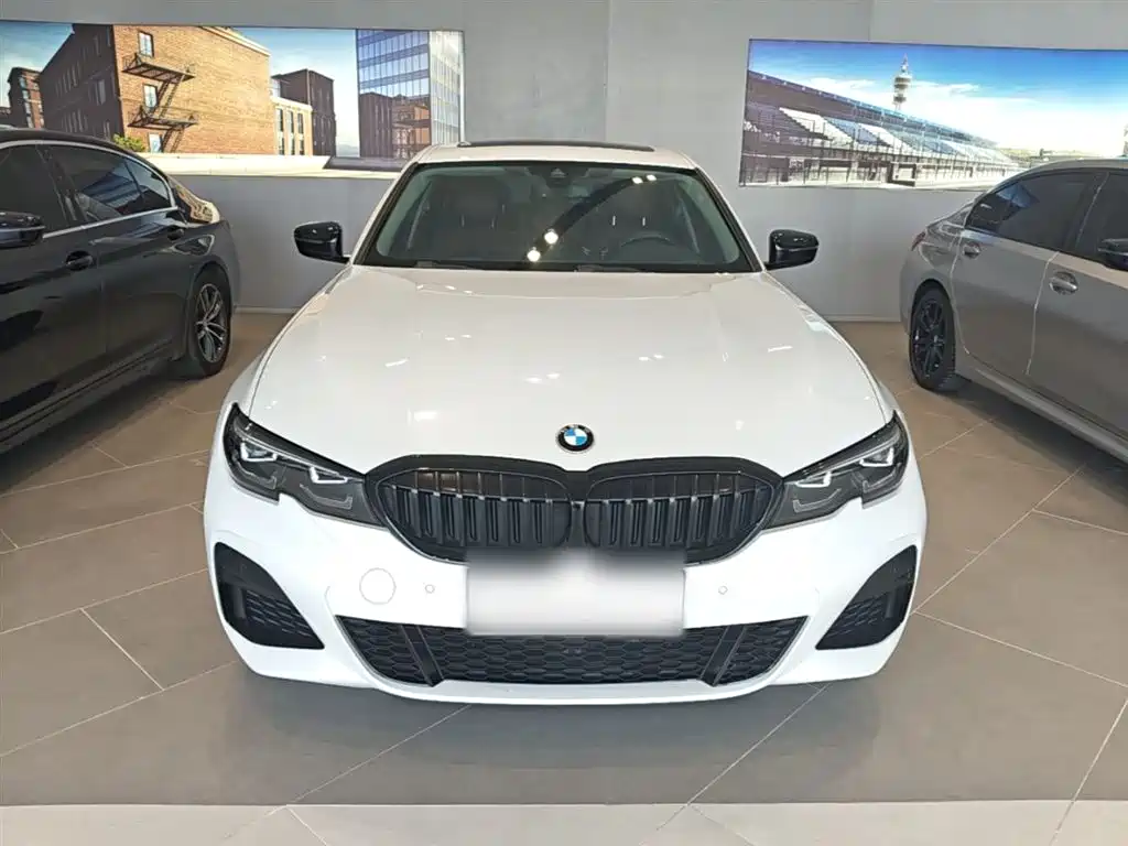 BMW 3 Series 2022 325i M Sports Night Package купить на сайте DeffCars