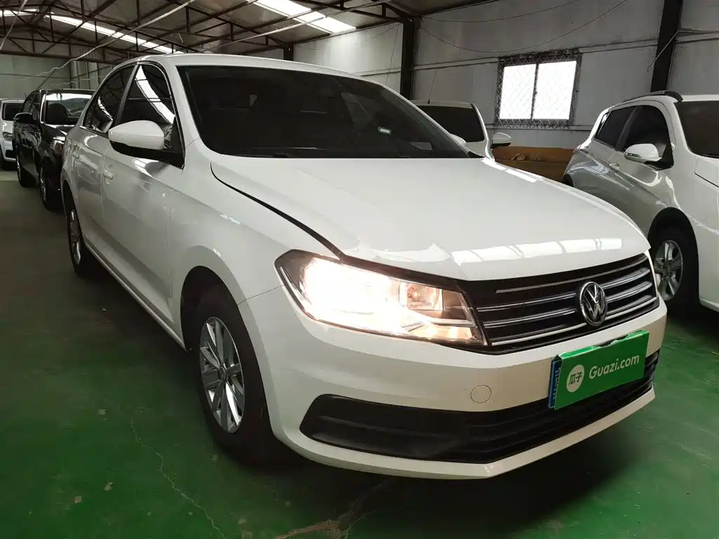 Santana 2018 1.5L Manual Fashion Edition купить на сайте DeffCars