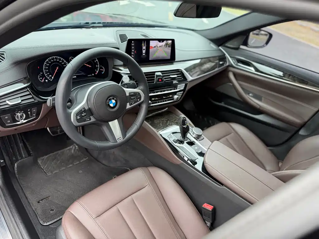BMW 5 Series 2019 525Li M Sports Package купить на сайте DeffCars