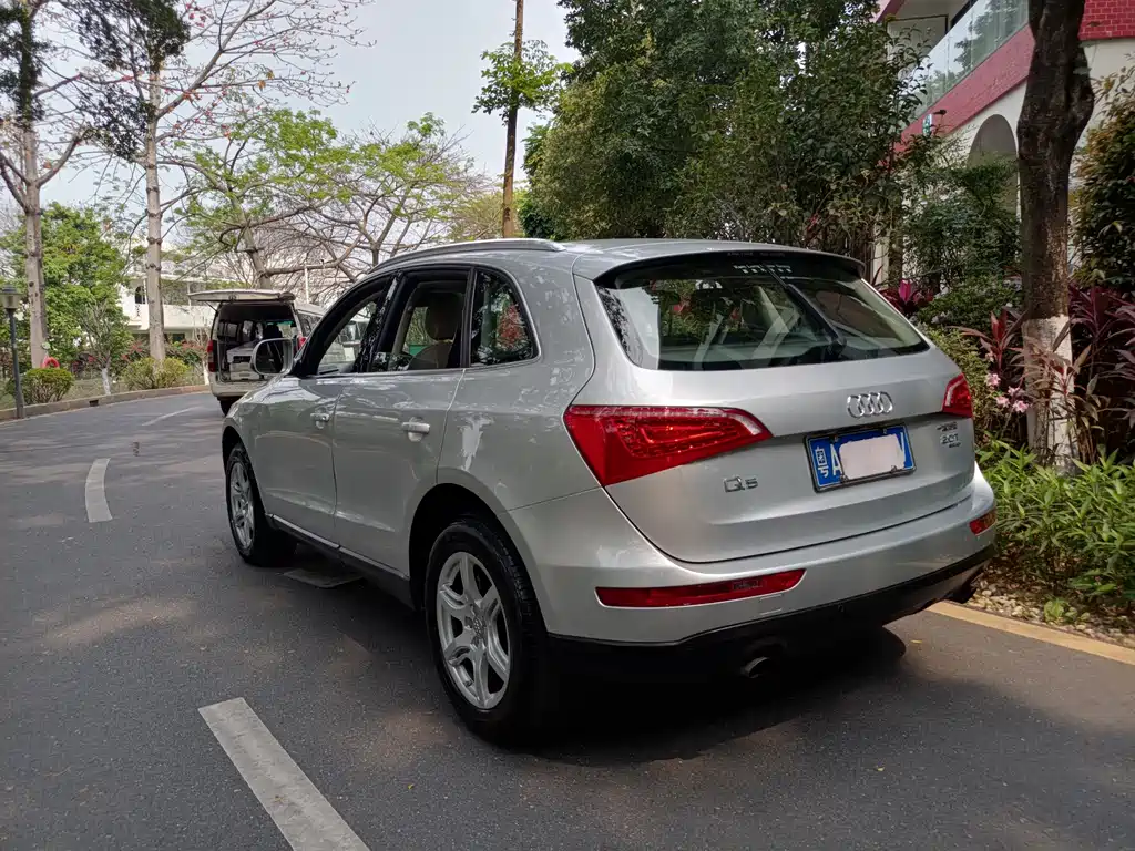 Audi Q5 2010 2.0TFSI Technology купить на сайте DeffCars