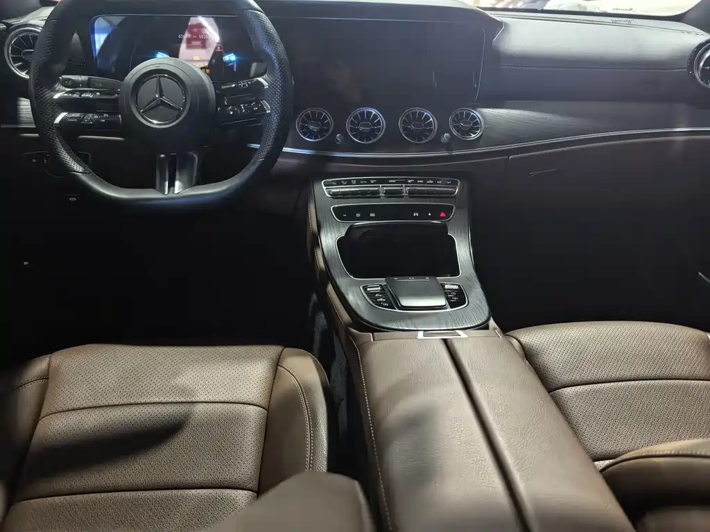 Mercedes-Benz E-Class 2021 E 300 L Luxury Model купить на сайте DeffCars